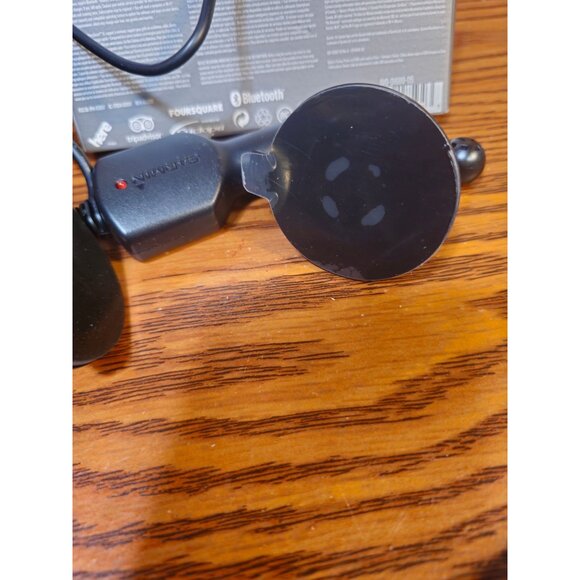 Garmin DriveSmart 51 GPS Navigator With Vent Mount - Picture 9 of 10